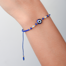 Load image into Gallery viewer, Evil Eye with River Pearl Bracelet
